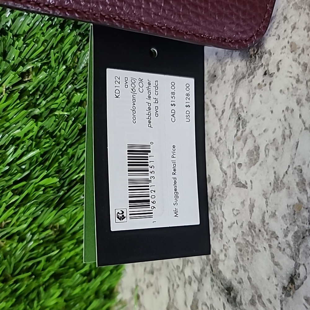 kate spade Ava Pebbled Leather Bifold Card Case Cordovan One Size NWT - Picture 4 of 8